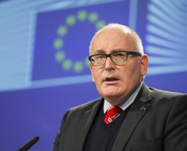 Comisia Europeană acționează pentru apărarea independenței justiției în Polonia