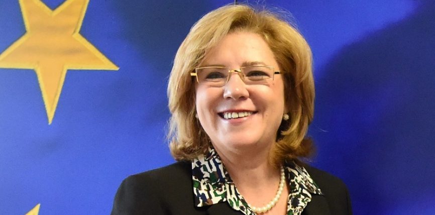 Comisarul Corina Crețu vizitează Olanda pentru a discuta viitorul politicii de coeziune