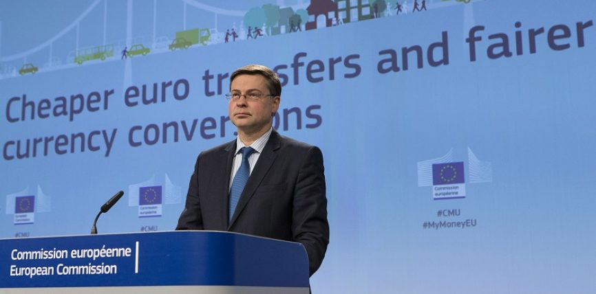Tranzacții în euro cu costuri mai mici în întreaga UE