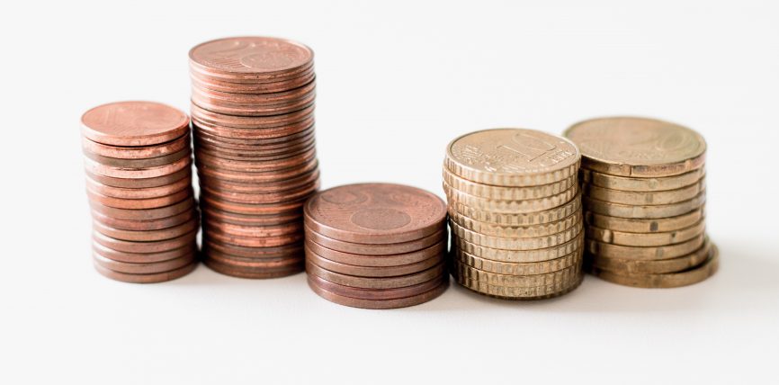 Servicii financiare: Comisia îndeamnă ROMÂNIA să aplice normele privind serviciile de plată