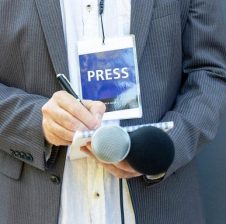 Legea europeană privind libertatea mass-mediei: Comisia propune norme pentru protejarea pluralismului și independenței mass-mediei în UE